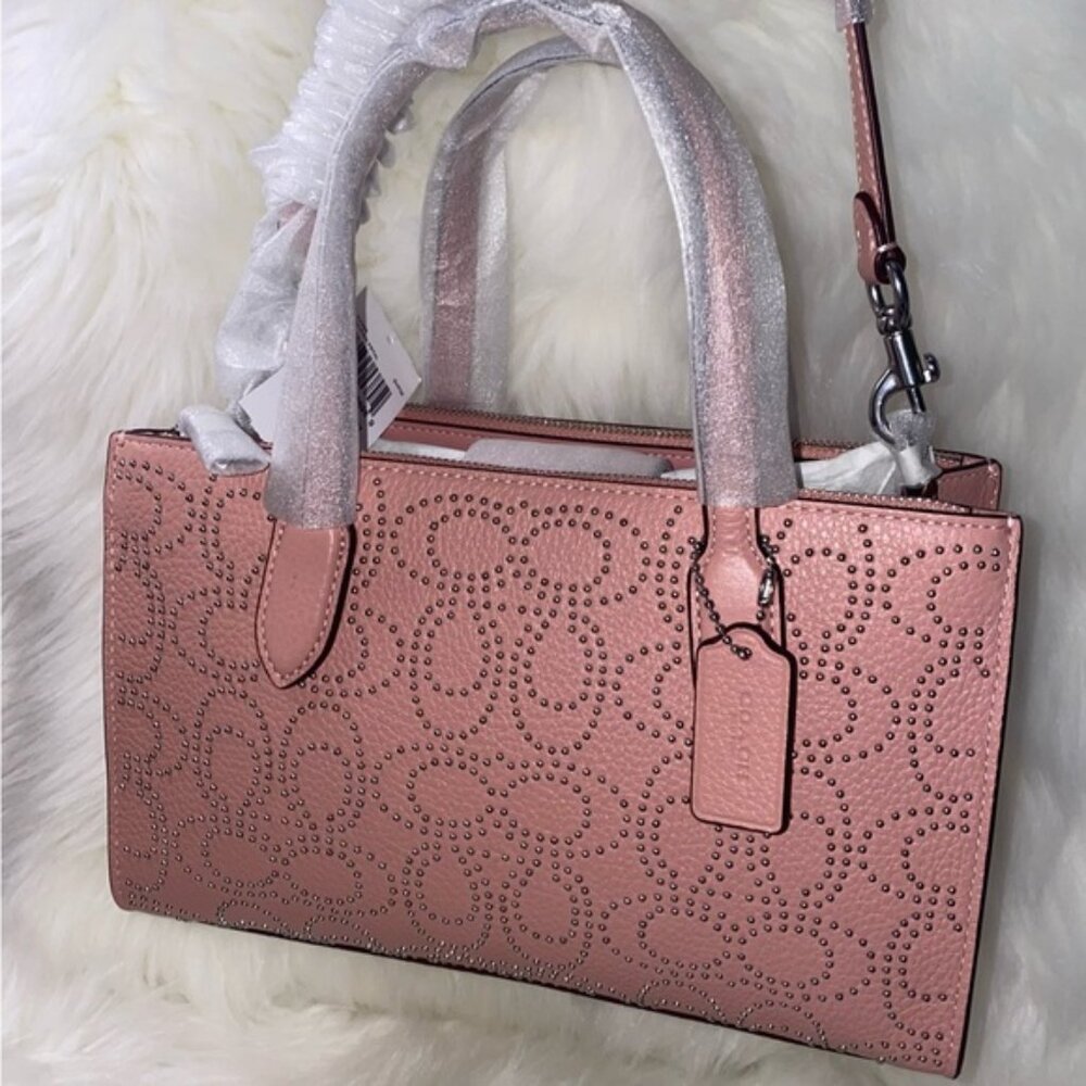 Coach leather signature purse New